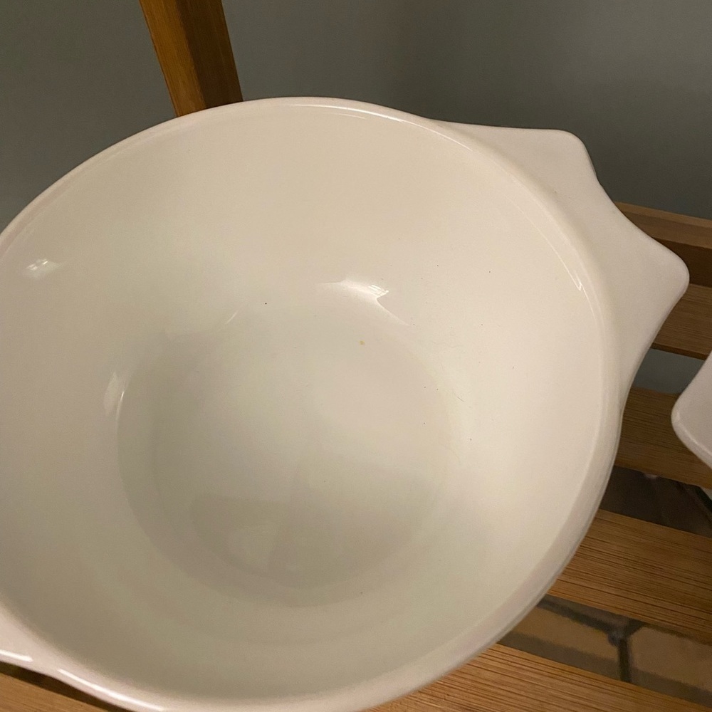 Vintage Pyrex Blue Iris Casserole Mixing bowl set - Picture 2 of 11